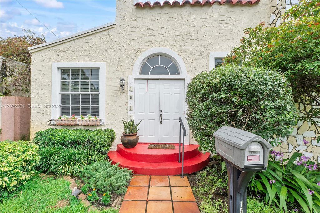 1517 Adams Street, Hollywood, FL 33020