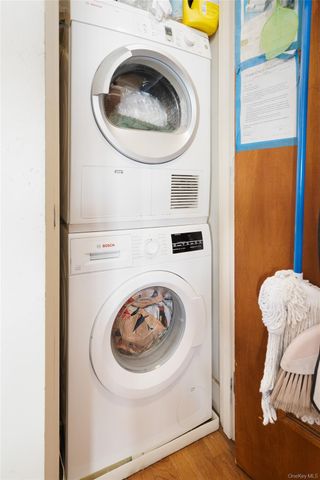 151 Beach 96 #6D, Far Rockaway, NY 11693