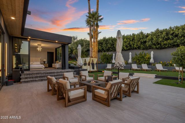 7223 N BLACK ROCK Trail, Paradise Valley, AZ 85253