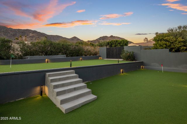 7223 N BLACK ROCK Trail, Paradise Valley, AZ 85253