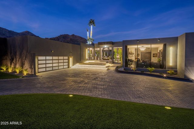 7223 N BLACK ROCK Trail, Paradise Valley, AZ 85253
