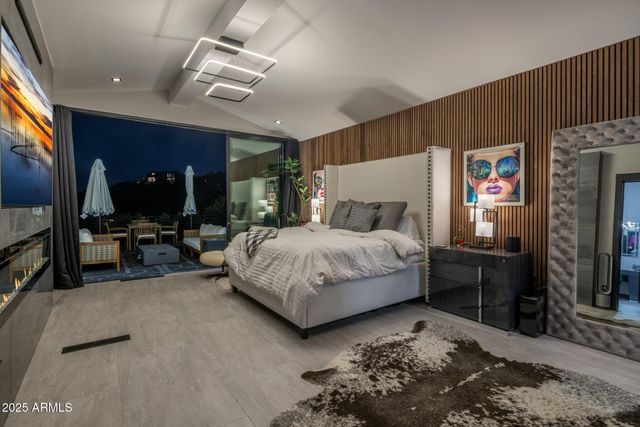 7223 N BLACK ROCK Trail, Paradise Valley, AZ 85253