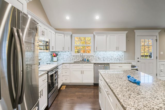 127 Lake Ridge Road, Somerset, KY 42503