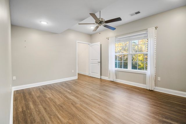 127 Lake Ridge Road, Somerset, KY 42503