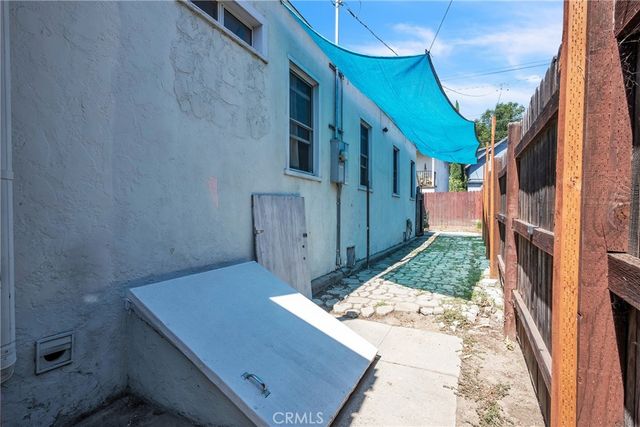 79 N Berkeley Avenue, Pasadena, CA 91107