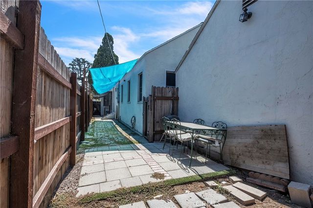 79 N Berkeley Avenue, Pasadena, CA 91107