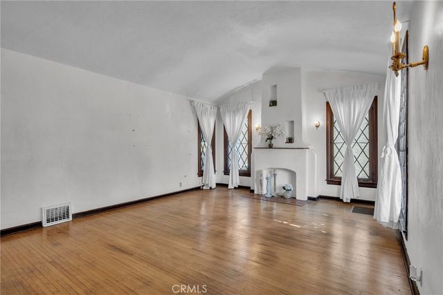 79 N Berkeley Avenue, Pasadena, CA 91107