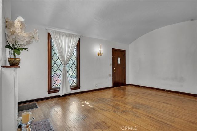 79 N Berkeley Avenue, Pasadena, CA 91107