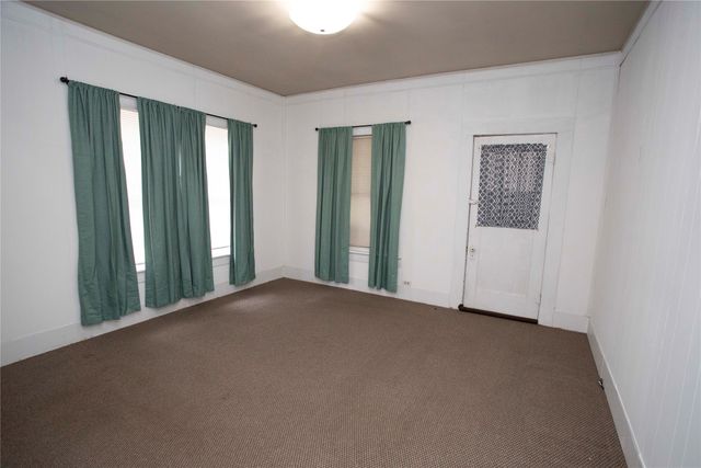 1311 Loving Highway, Graham, TX 76450