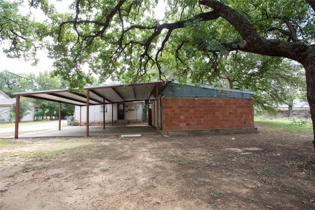 1311 Loving Highway, Graham, TX 76450
