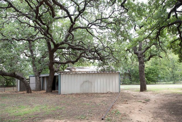 1311 Loving Highway, Graham, TX 76450