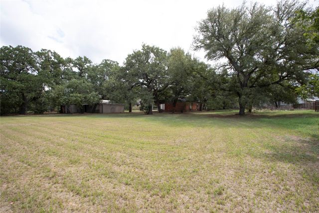 1311 Loving Highway, Graham, TX 76450