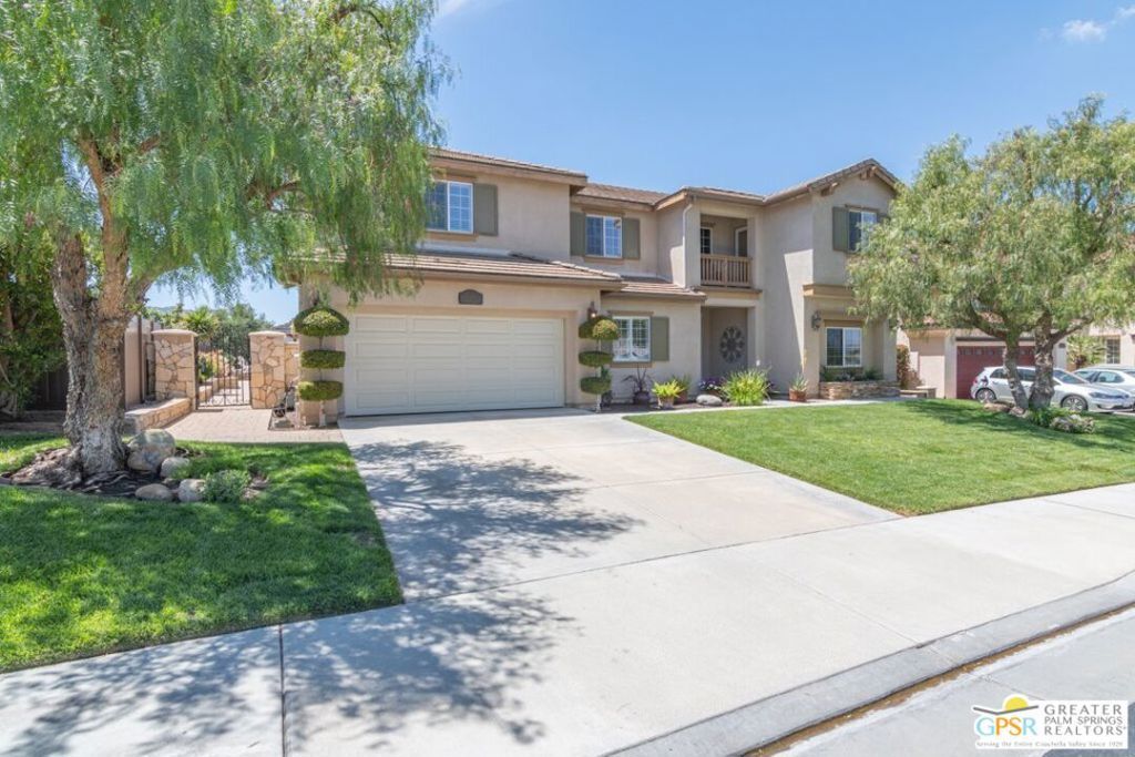 Image 3 of property listing at 45211 Willowick Street, Temecula, CA 92592