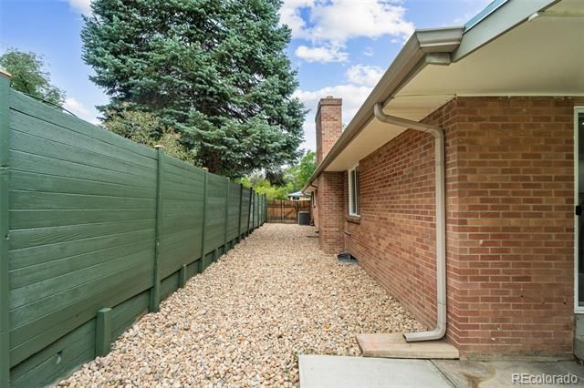 9110 W 2nd Avenue, Lakewood, CO 80226