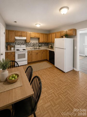734 Mistral Way, Charlotte, NC 28208