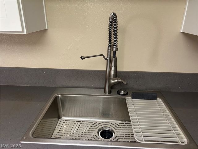 3455 ERVA Street 213, Las Vegas, NV 89117