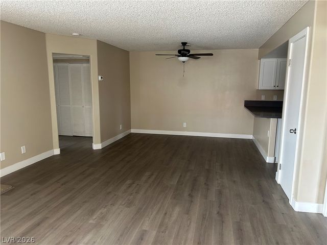 3455 ERVA Street 213, Las Vegas, NV 89117
