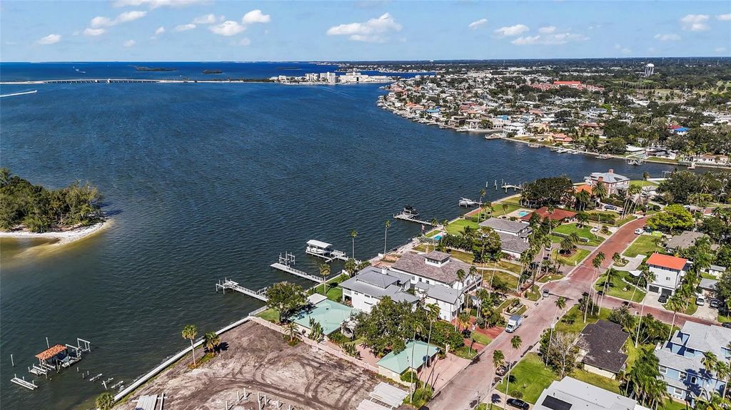 115 BUENA VISTA DRIVE S, Dunedin, FL 34698