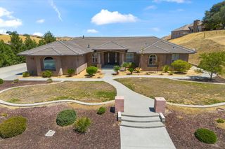 9341 Foxy Ct, Patterson, CA 95363