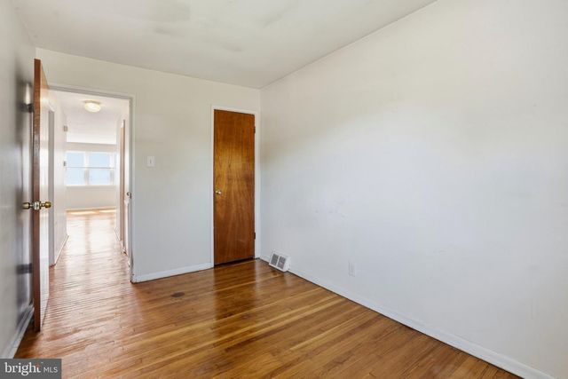 12564 KNIGHTS TER, Philadelphia, PA 19154