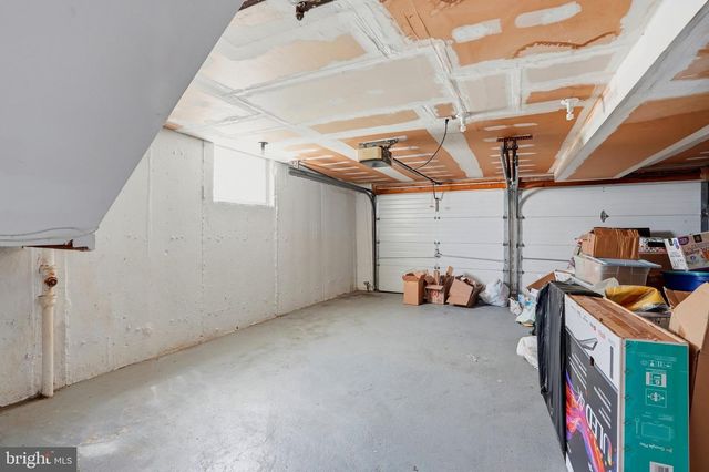 12564 KNIGHTS TER, Philadelphia, PA 19154