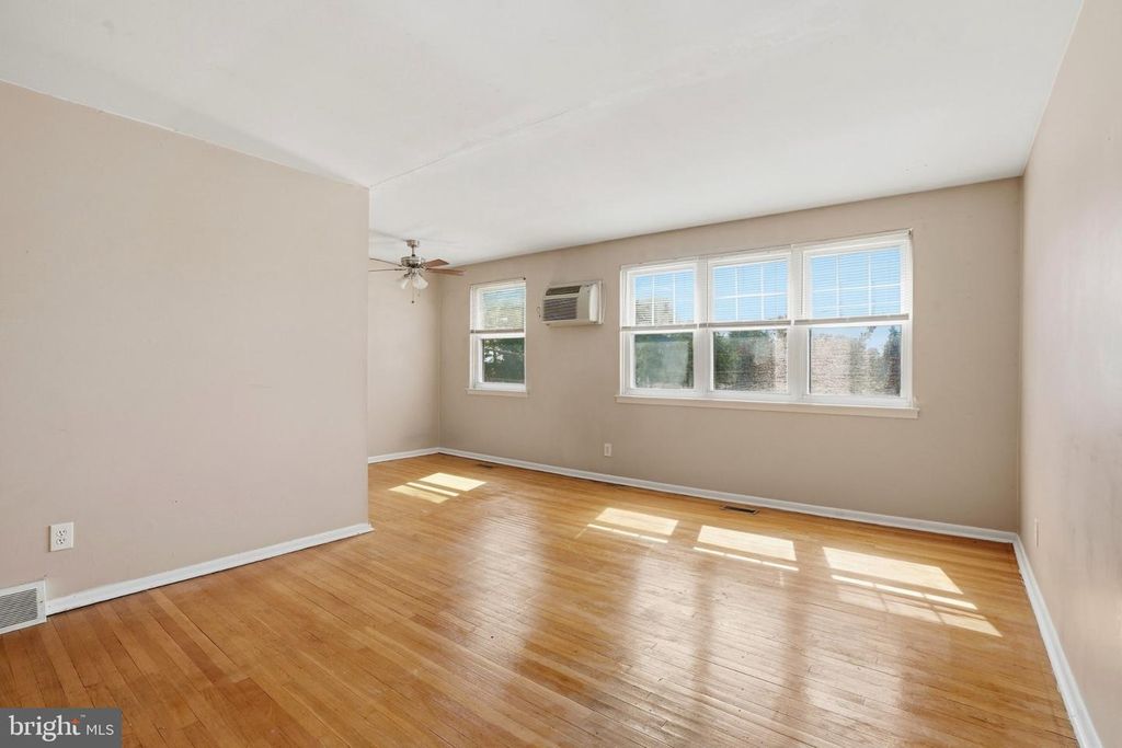 12564 KNIGHTS TER, PHILADELPHIA, PA 19154 — photo 5
