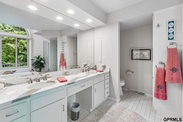 2623 S 96 Circle, Omaha, NE 68124