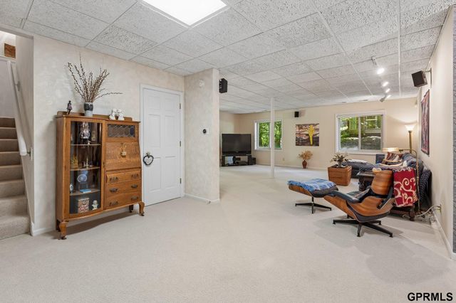 2623 S 96 Circle, Omaha, NE 68124
