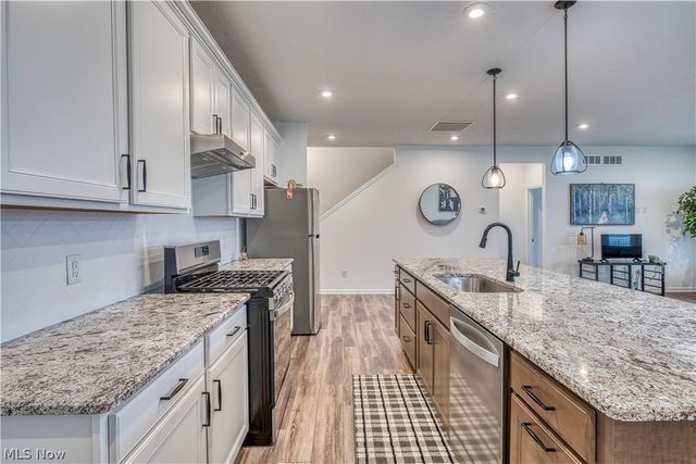 33316 Midship Drive, Avon Lake, OH 44012