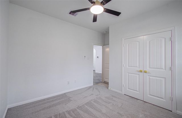 715 S Chamfer Way, Crosby, TX 77532