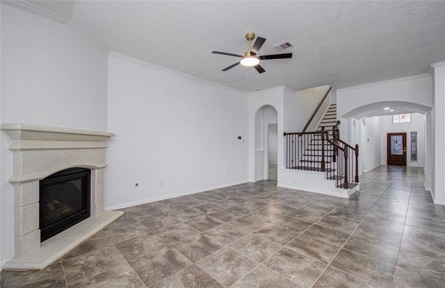 715 S Chamfer Way, Crosby, TX 77532