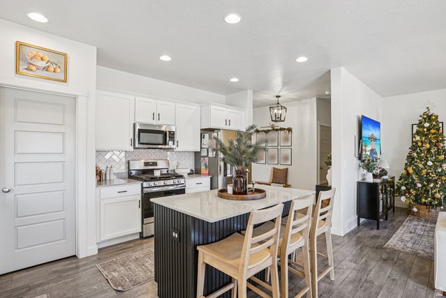 1772 S HAVEN PKWY, West Haven, UT 84401