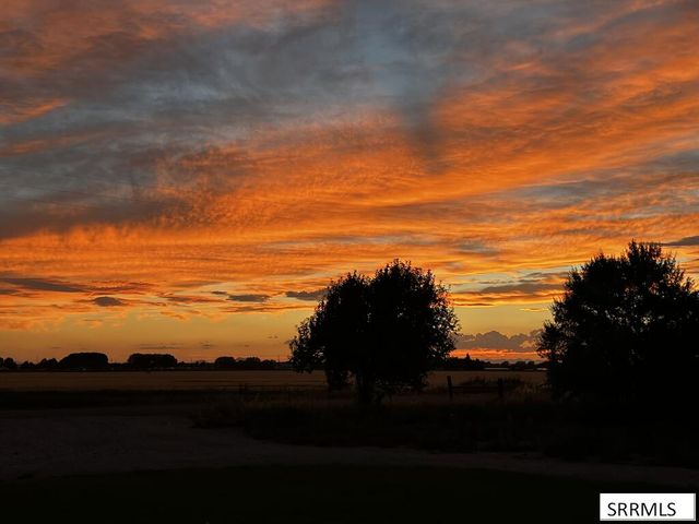 1423 N 950 E, Shelley, ID 83274