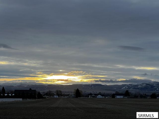 1423 N 950 E, Shelley, ID 83274