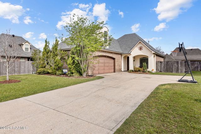 103 Heron Point Drive, Broussard, LA 70518