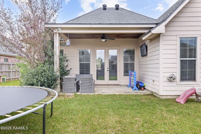 103 Heron Point Drive, Broussard, LA 70518