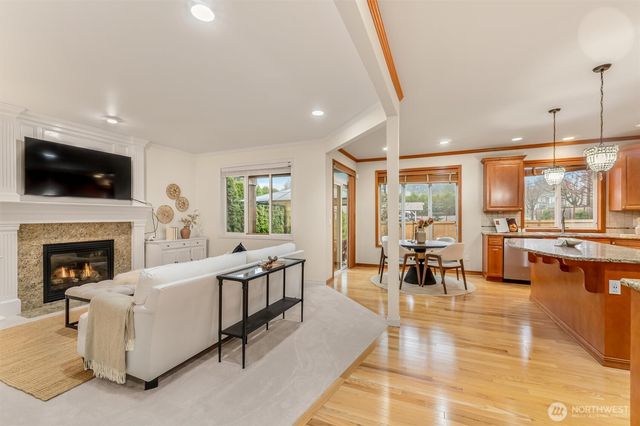 21206 37th Avenue SE, Bothell, WA 98021