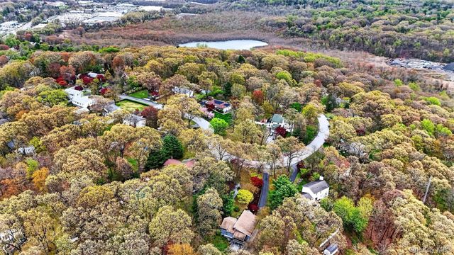 25 Di Rubbo Drive, Cortlandt Manor, NY 10567