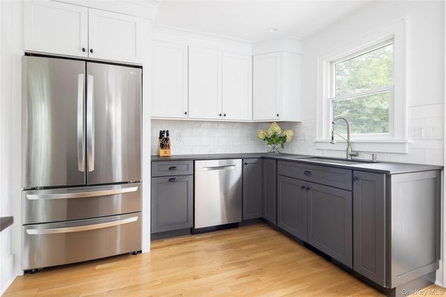 1260 Main Road, Jamesport, NY 11901