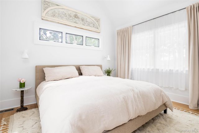 1260 Main Road, Jamesport, NY 11901