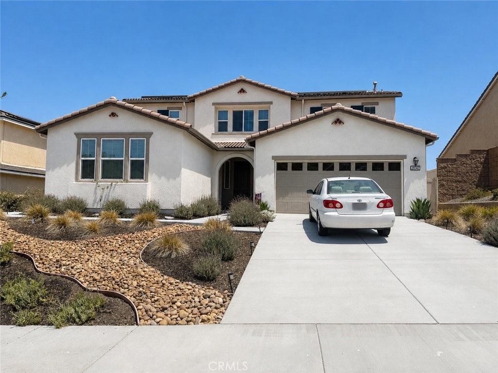 Image 1 of property listing at 29742 Woodcreek, Winchester, CA 92596