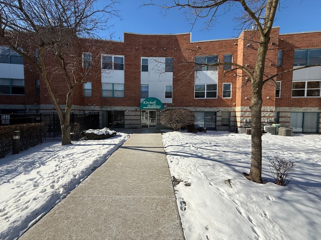 3265 Kirchoff Road 116, Rolling Meadows, IL 60008