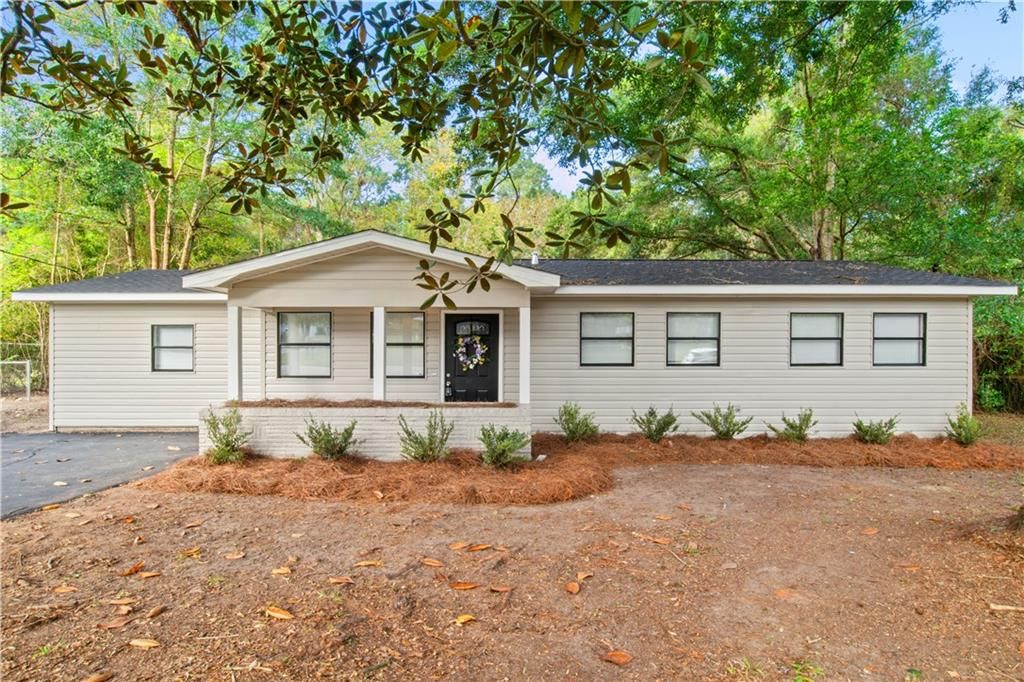 1515 Orchard Drive W, Mobile, AL 36618 — exterior