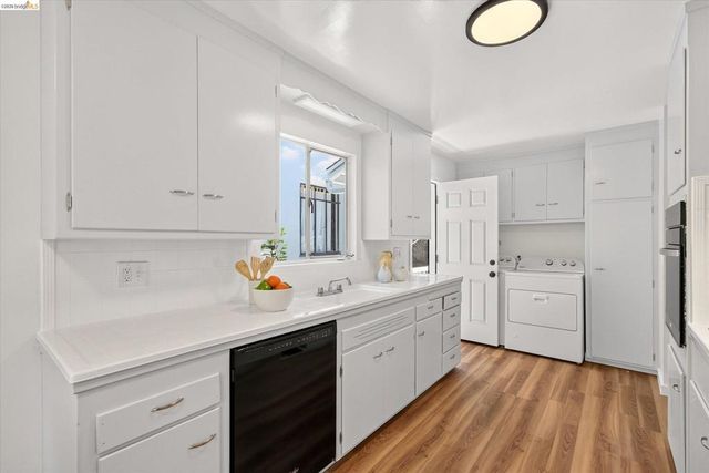 6138 Oakdale Ave, Oakland, CA 94605