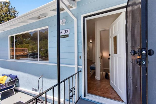 6138 Oakdale Ave, Oakland, CA 94605