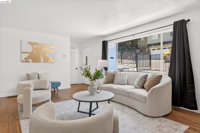 6138 Oakdale Ave, Oakland, CA 94605