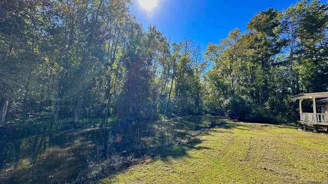 8314 Phillips Rd, St Amant, LA 70774