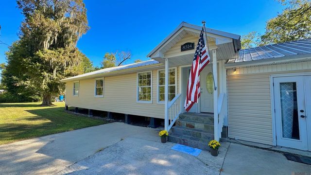 8314 Phillips Rd, St Amant, LA 70774