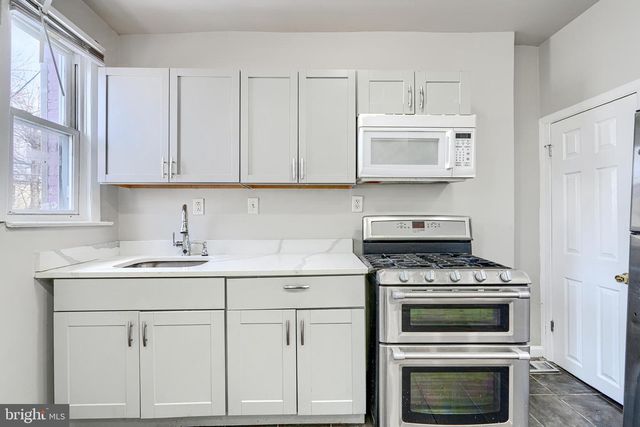 3218 LYNDALE AVE, Baltimore, MD 21213