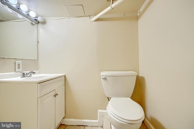 3218 LYNDALE AVE, Baltimore, MD 21213